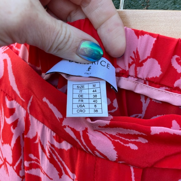 Beatrice B | Silky pants | Size 6 - Picture 8 of 9